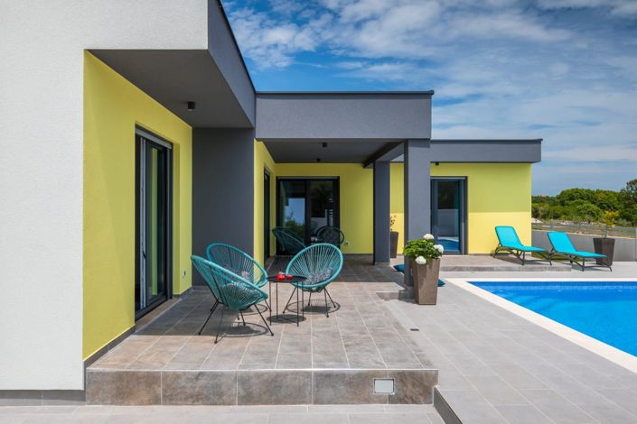 Image No.1-3 Bed Property for sale