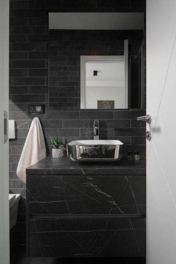 Image No.17-4 Bed Property for sale