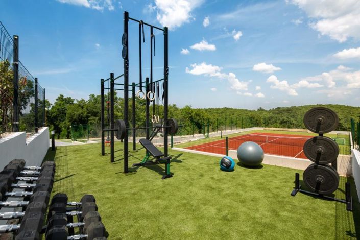 Image No.6-4 Bed Property for sale