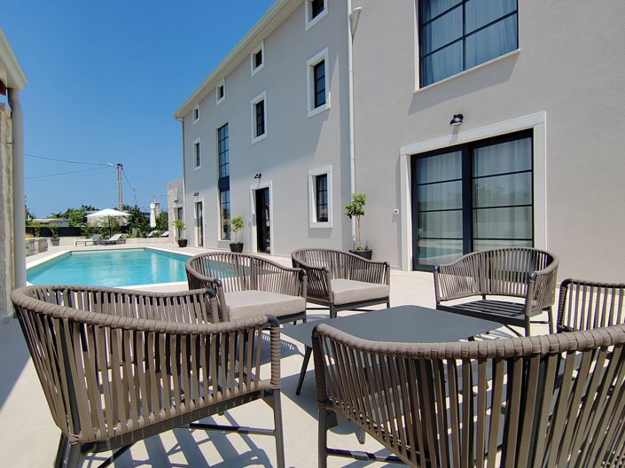 Image No.11-5 Bed Property for sale