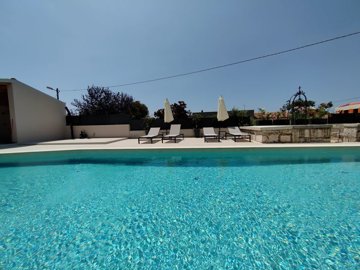 142080-543996