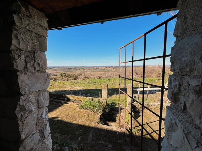 Image No.15-3 Bed Property for sale