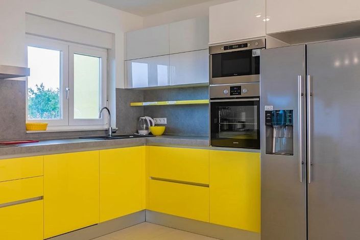 Image No.22-3 Bed Property for sale