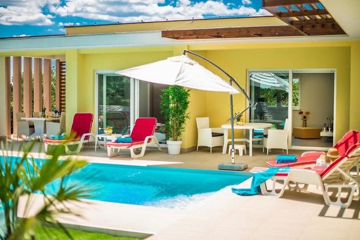 Image No.8-3 Bed Property for sale