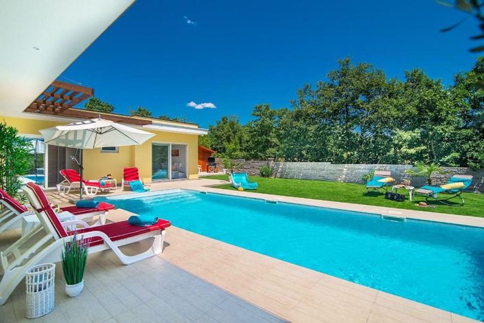 Image No.9-3 Bed Property for sale