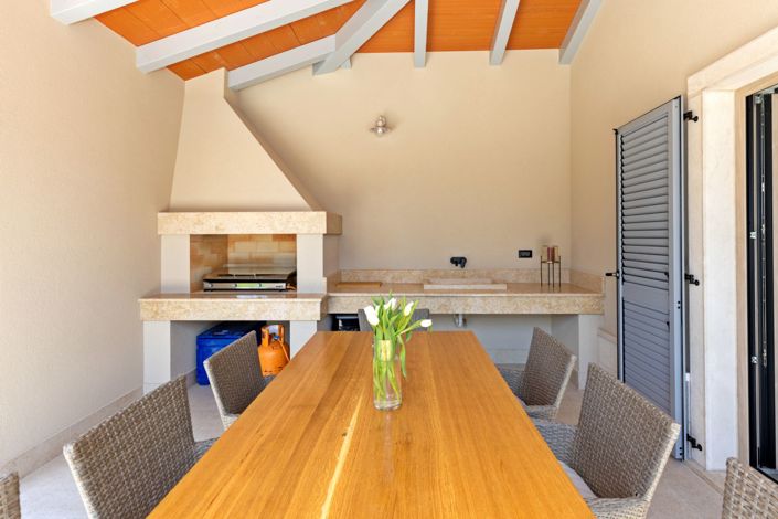 Image No.16-3 Bed Property for sale