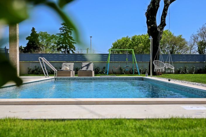 Image No.6-3 Bed Property for sale