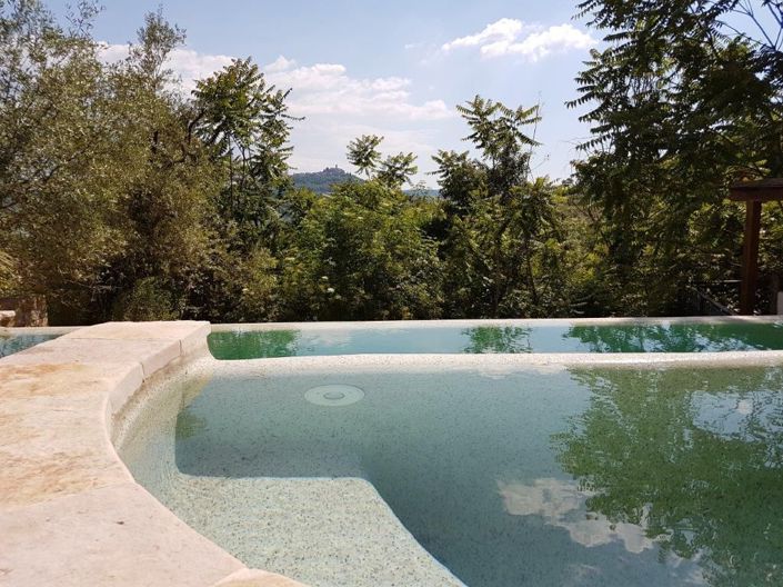 Image No.19-6 Bed Property for sale