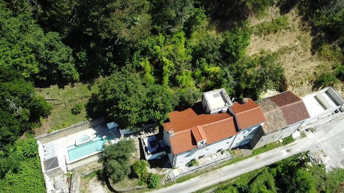 Image No.3-6 Bed Property for sale