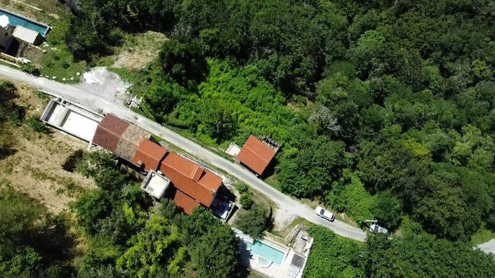 Image No.4-6 Bed Property for sale