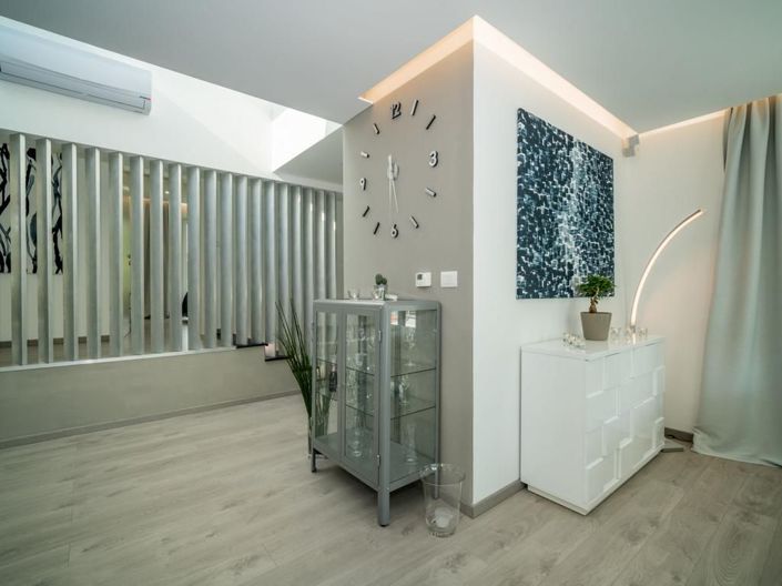 Image No.13-3 Bed Property for sale