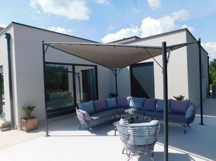 Image No.21-3 Bed Property for sale