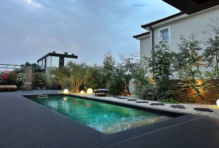 Image No.4-3 Bed Property for sale