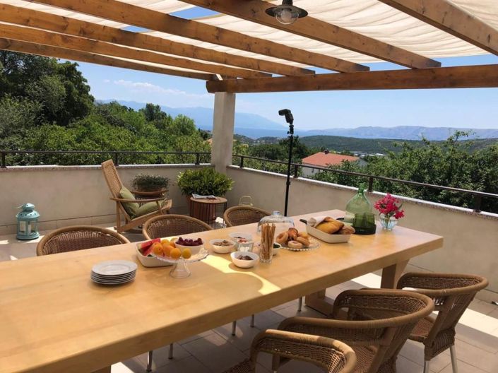 Image No.22-4 Bed Property for sale