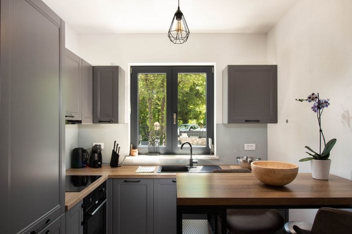 Image No.13-4 Bed Property for sale