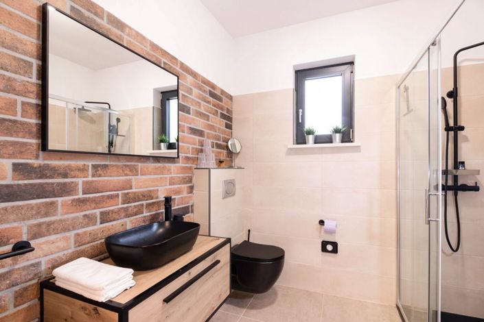 Image No.22-4 Bed Property for sale