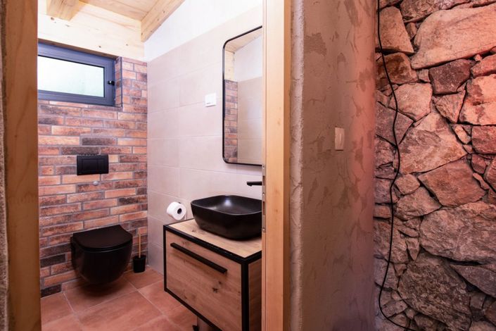 Image No.24-4 Bed Property for sale