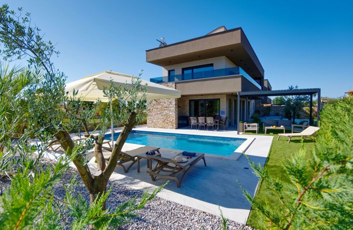 Image No.3-4 Bed Property for sale