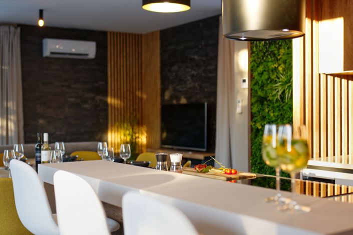 Image No.9-4 Bed Property for sale