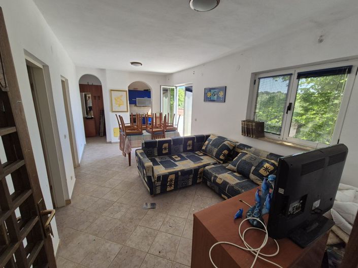 Image No.23-12 Bed Property for sale