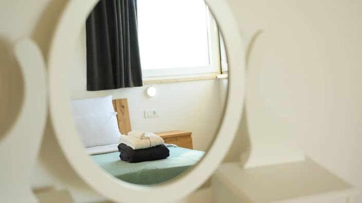 Image No.11-3 Bed Property for sale