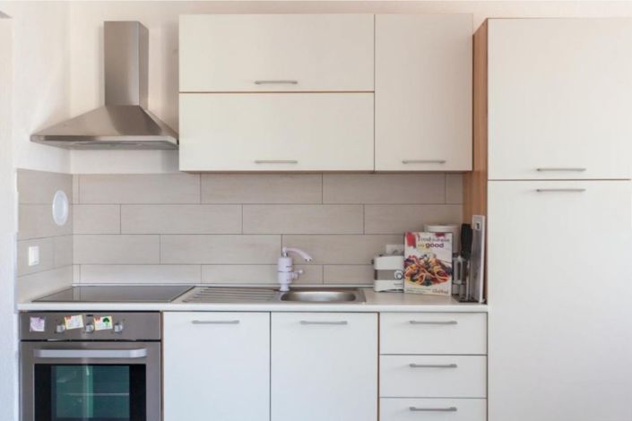 Image No.21-12 Bed Property for sale