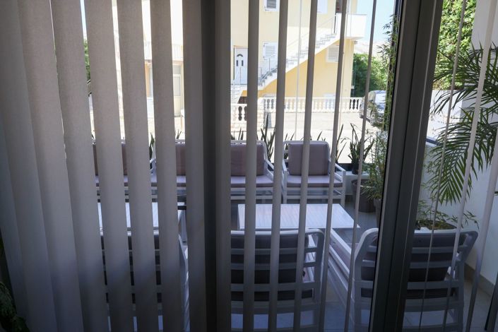 Image No.15-24 Bed Property for sale