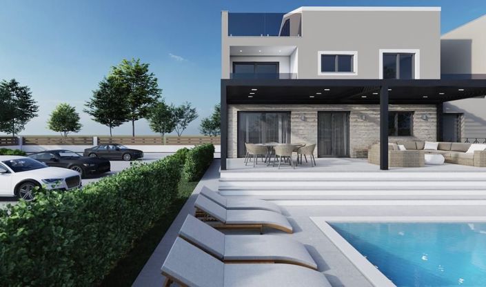 Image No.3-3 Bed Property for sale