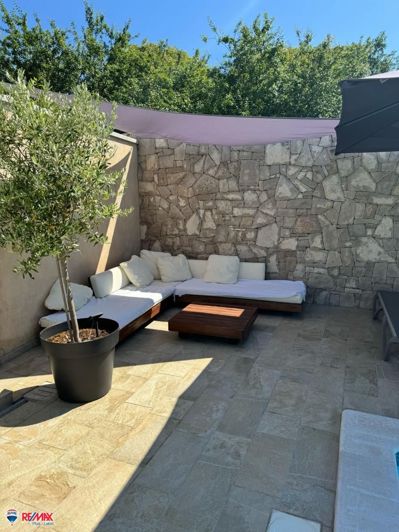 Image No.15-3 Bed Property for sale