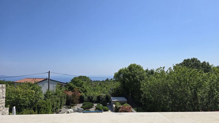 Image No.22-3 Bed Property for sale