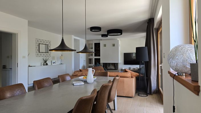 Image No.25-3 Bed Property for sale