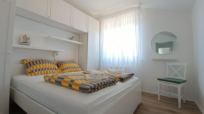 Image No.11-5 Bed Property for sale