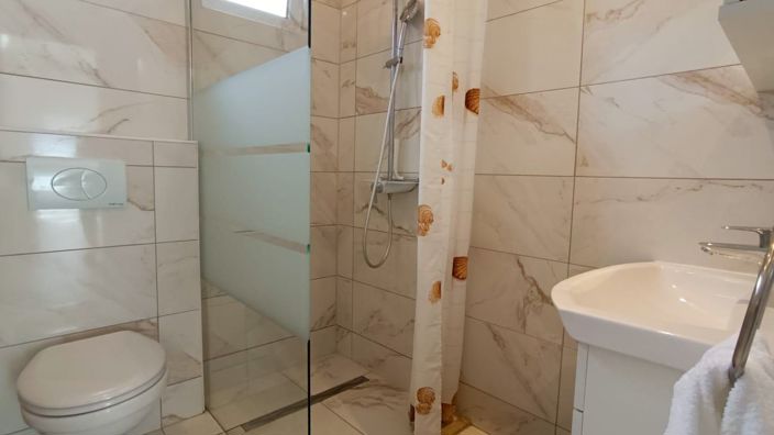 Image No.14-5 Bed Property for sale