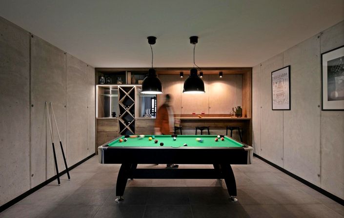 Image No.15-4 Bed Property for sale