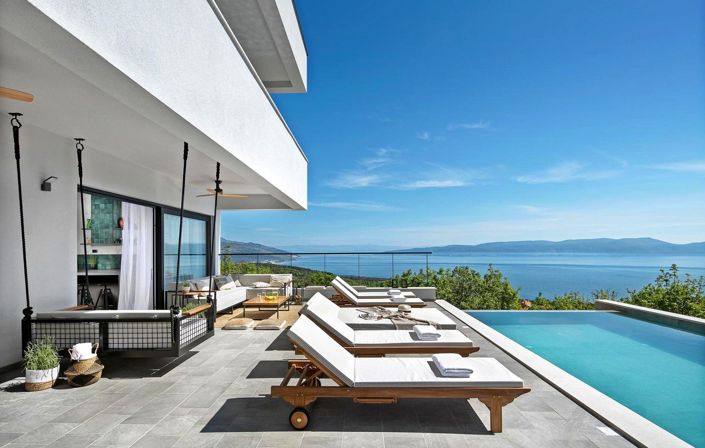 Image No.4-4 Bed Property for sale