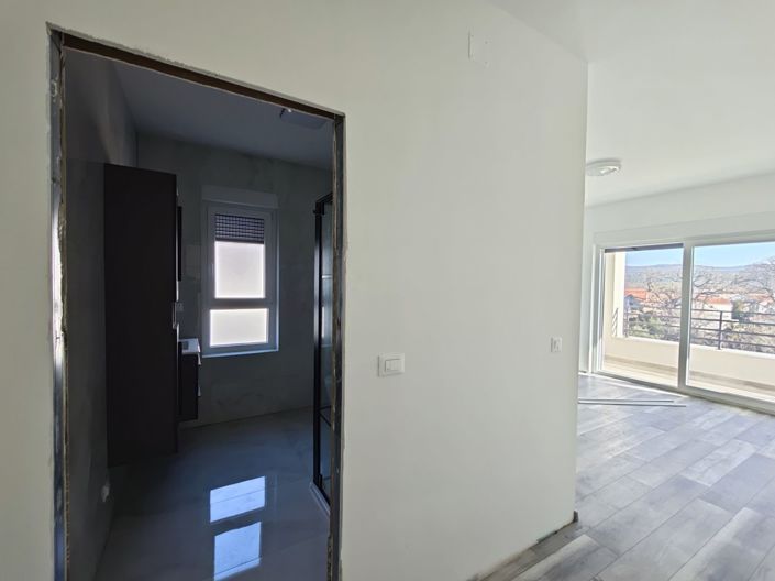 Image No.8-3 Bed Property for sale