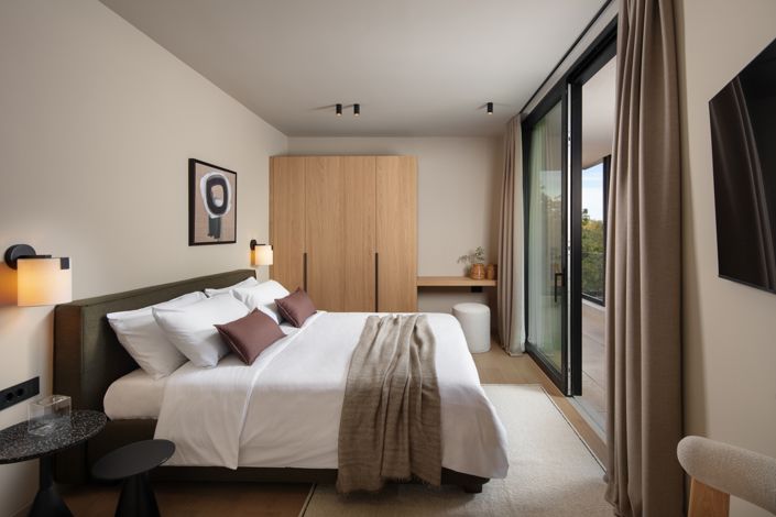 Image No.21-4 Bed Property for sale