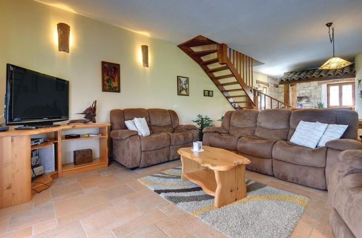 Image No.14-4 Bed Property for sale