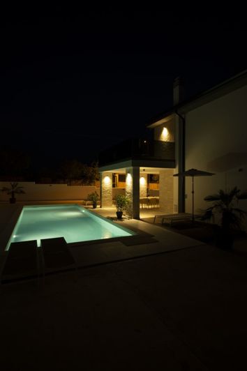 Image No.16-4 Bed Property for sale