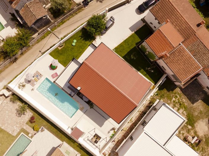 Image No.2-4 Bed Property for sale