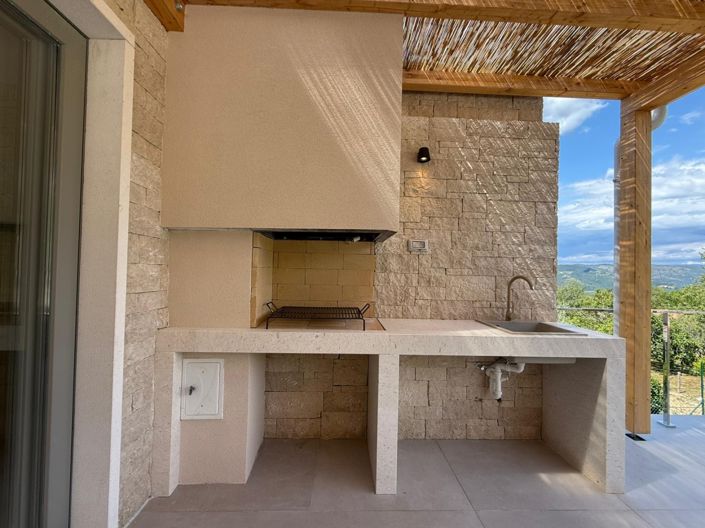 Image No.6-2 Bed Property for sale