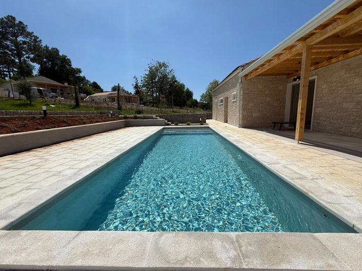 Image No.2-2 Bed Property for sale