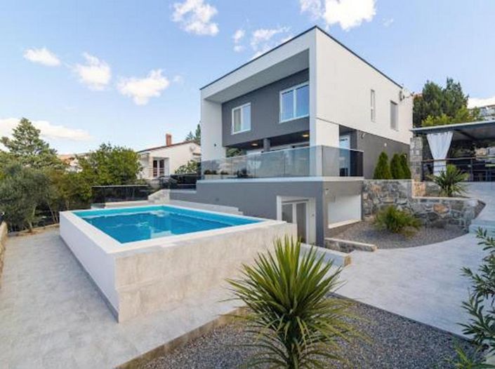 Image No.3-4 Bed Property for sale