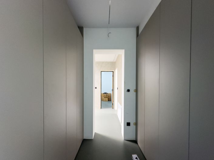 Image No.12-3 Bed Property for sale