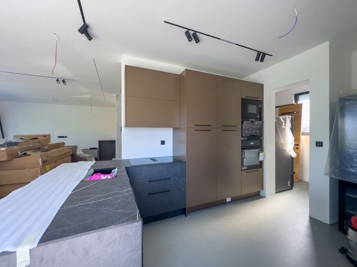 Image No.15-3 Bed Property for sale