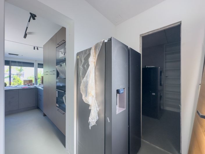 Image No.16-3 Bed Property for sale