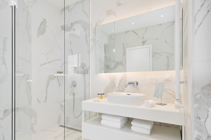 Image No.7-2 Bed Property for sale