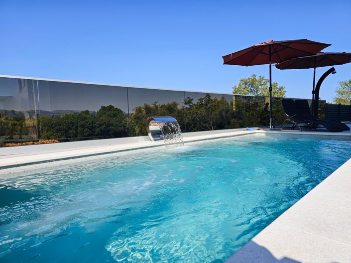 Image No.7-4 Bed Property for sale