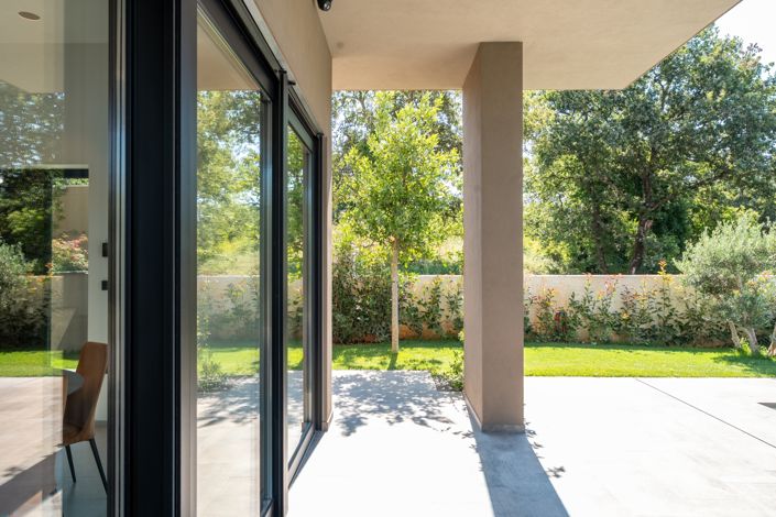 Image No.25-5 Bed Property for sale