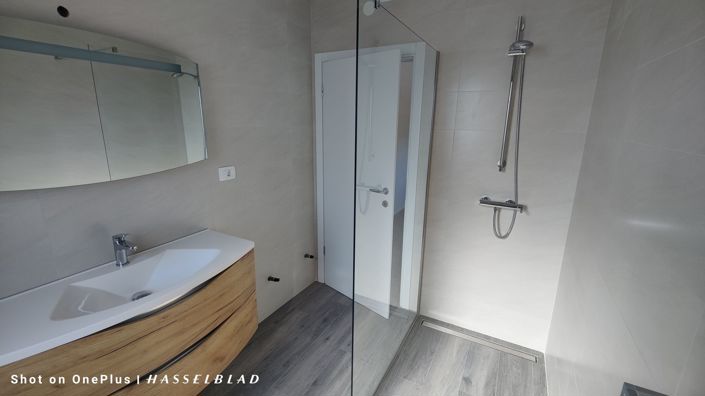 Image No.14-3 Bed Property for sale